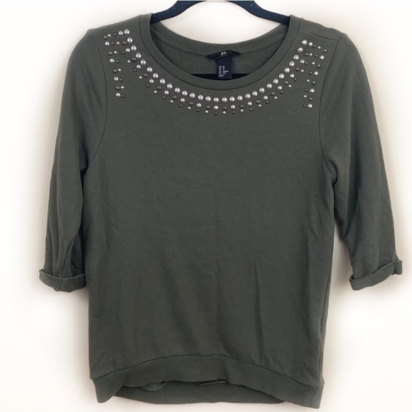 H&M studded crewneck quarter sleeve sweater - Picture 1 of 8